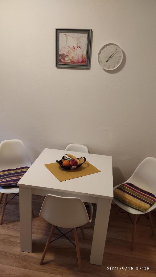Appartement Ive Andrica 3 à Višegrad Extérieur photo