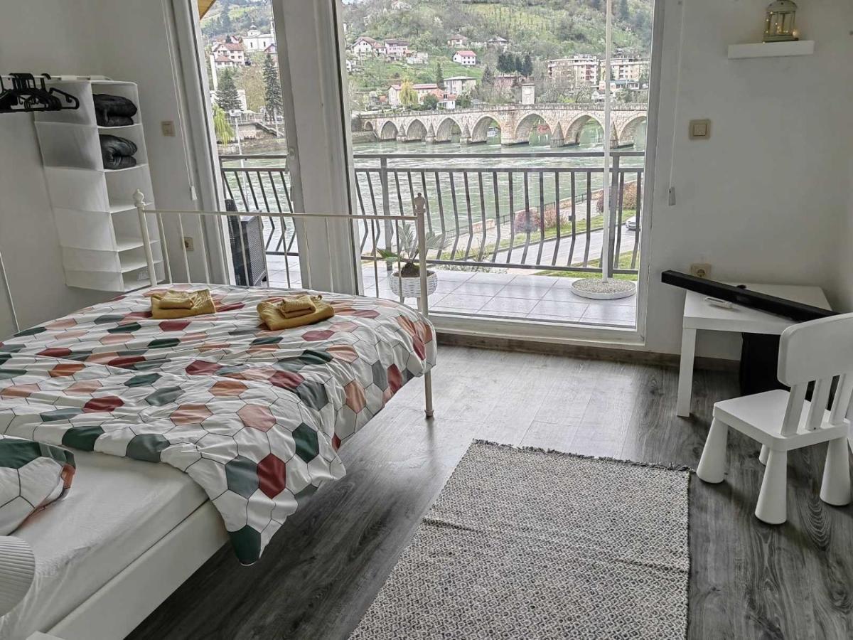 Appartement Ive Andrica 3 à Višegrad Extérieur photo