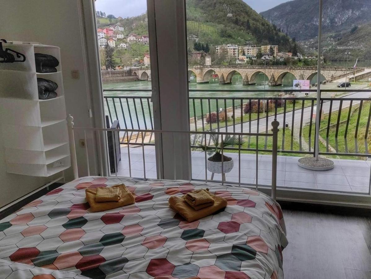 Appartement Ive Andrica 3 à Višegrad Extérieur photo