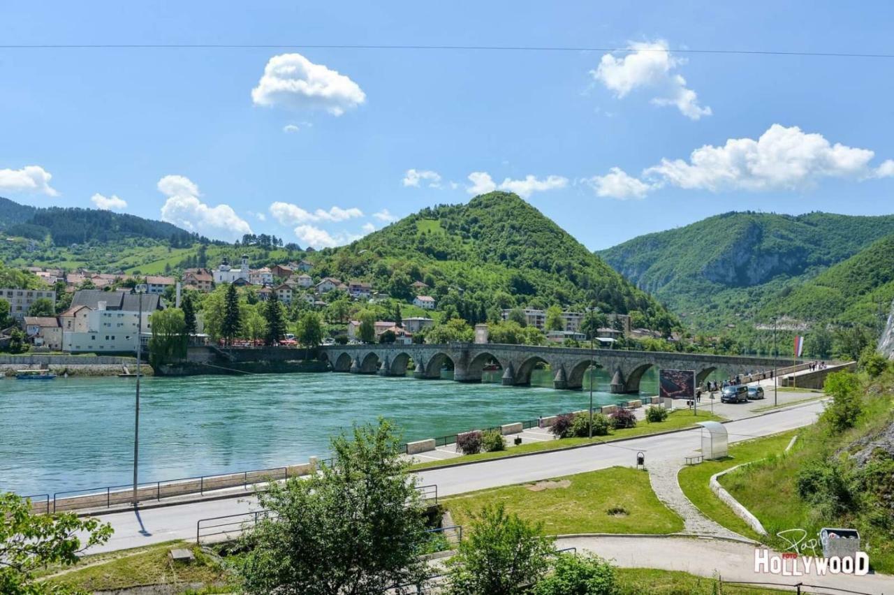 Appartement Ive Andrica 3 à Višegrad Extérieur photo